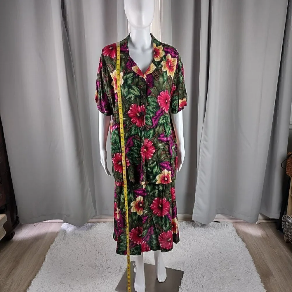 Bentley Women's Green, Pink Floral, Hawaiian 2 Pc Blouse & Skirt Suit Size 22W
